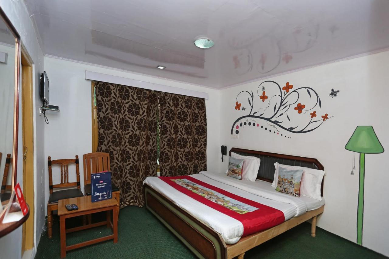 Oyo Flagship Hotel Palace Pahalgām Zewnętrze zdjęcie
