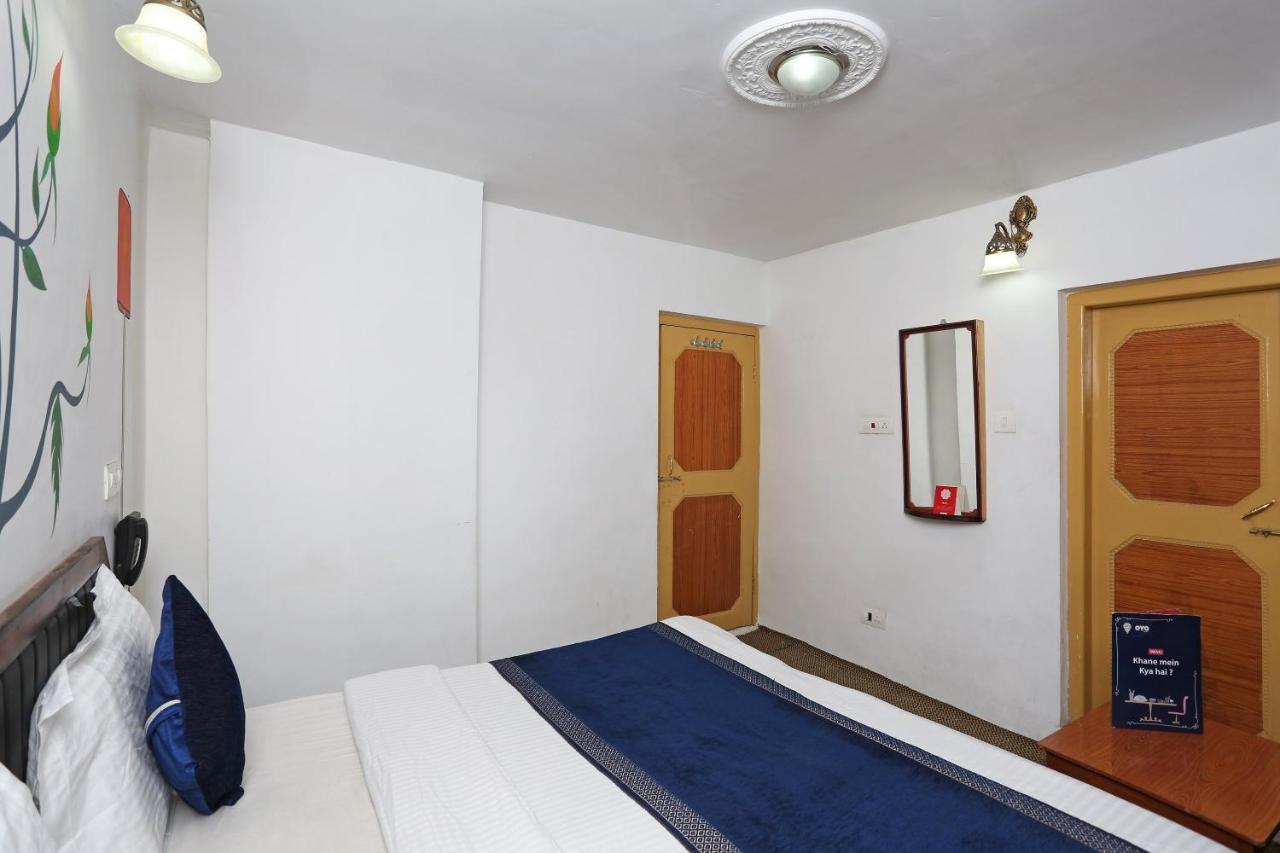 Oyo Flagship Hotel Palace Pahalgām Zewnętrze zdjęcie